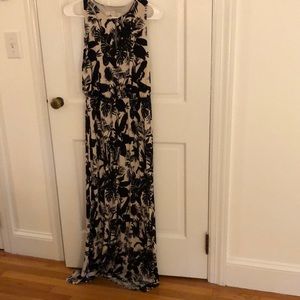Loft small maxi dress in black/beige tropical print